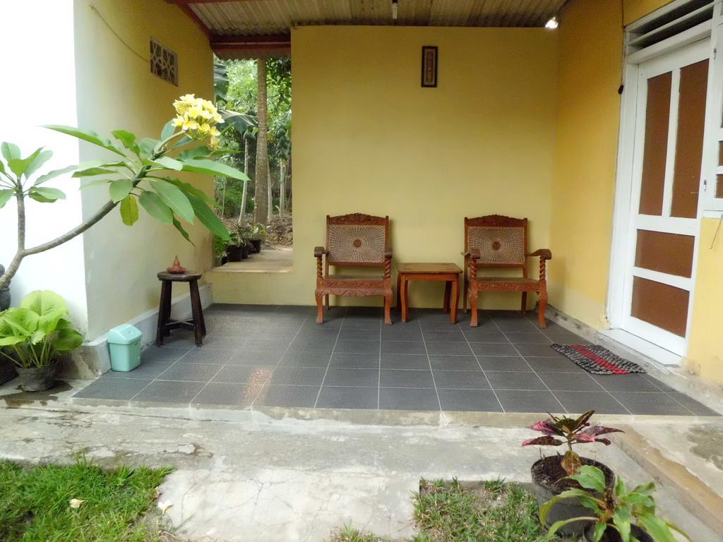 Efata Homestay Magelang Exterior photo